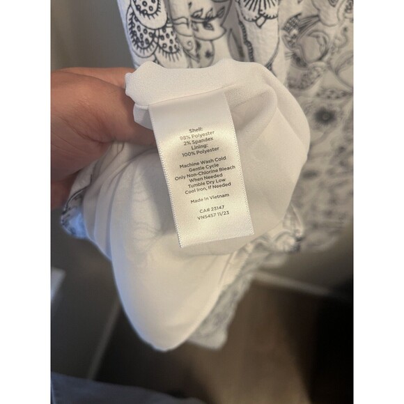 Talbots Women SMOCKED FIT & FLARE DRESS STENCIL FLORAL White And Blue $150 - Picture 13 of 13